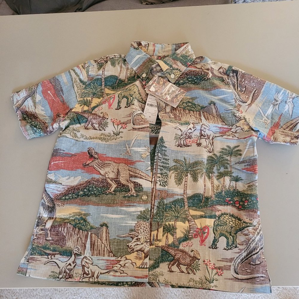 Reyn Spooner Dinos in Paradise button down shirt - Boys Medium - NWT